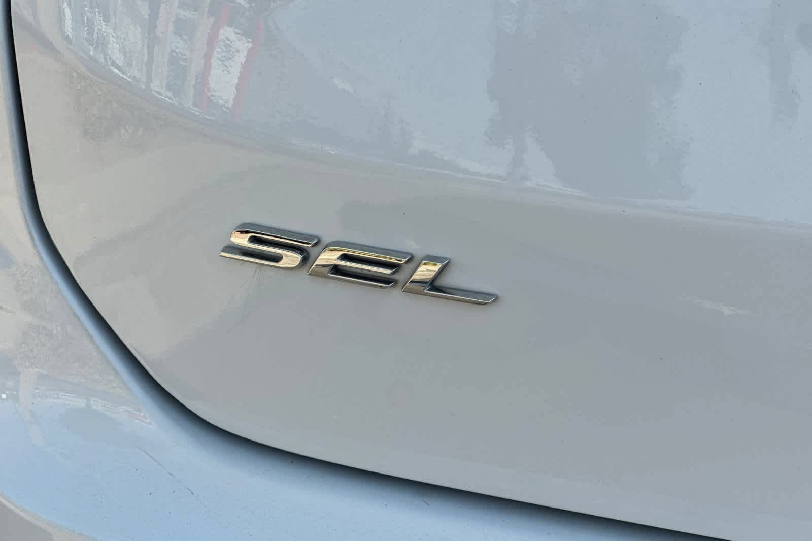 Certified 2024 Ford Edge SEL AWD/4WD image 28