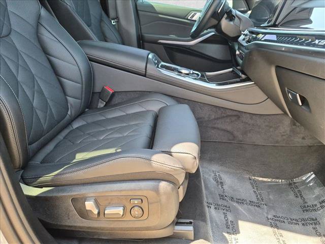 Used 2025 BMW X5 xDrive40i w/ Premium Package AWD/4WD image 23