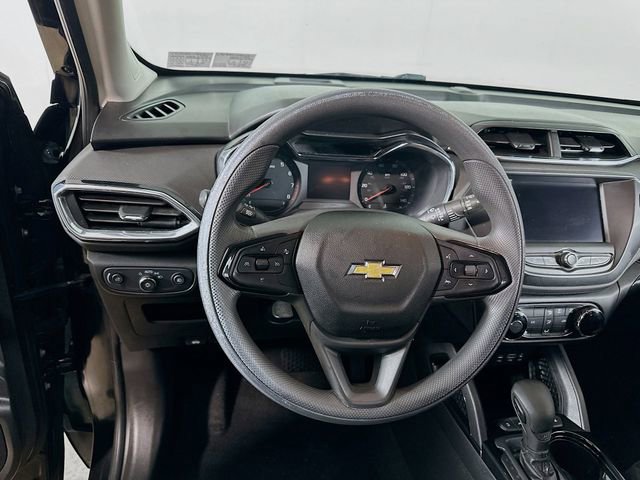 Used 2022 Chevrolet TrailBlazer LT w/ LPO, Blackout Package image 19