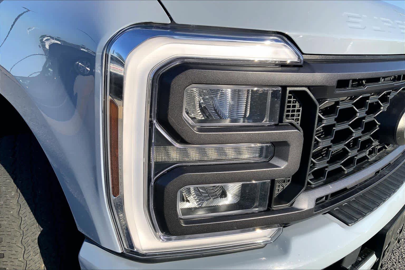 Certified 2024 Ford F350 Lariat w/ Sport Appearance Package AWD/4WD image 25