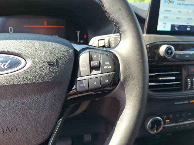 Certified 2023 Ford Escape Active AWD/4WD image 24