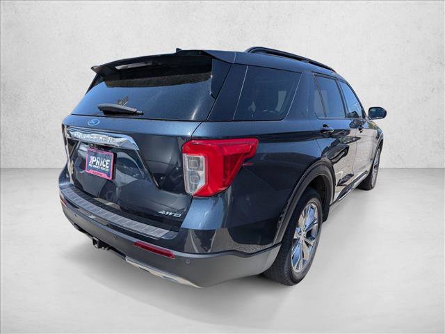 Certified 2023 Ford Explorer XLT w/ Equipment Group 202A AWD/4WD image 4