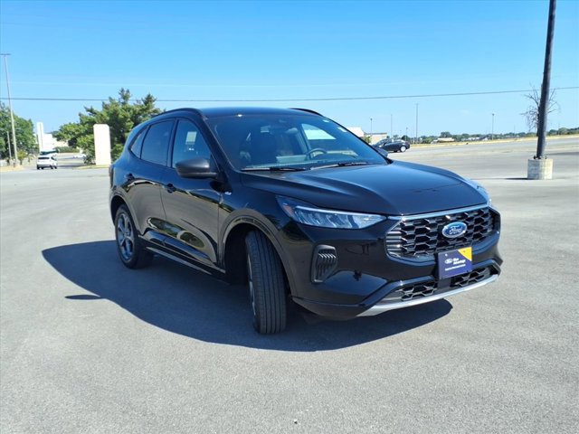 Certified 2023 Ford Escape ST-Line w/ Tech Pack #1 image 5