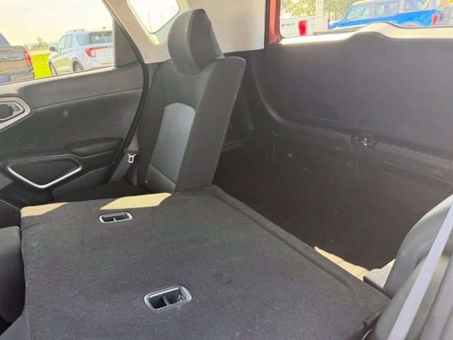 Used 2024 Kia Soul LX w/ LX Technology Package FWD image 27