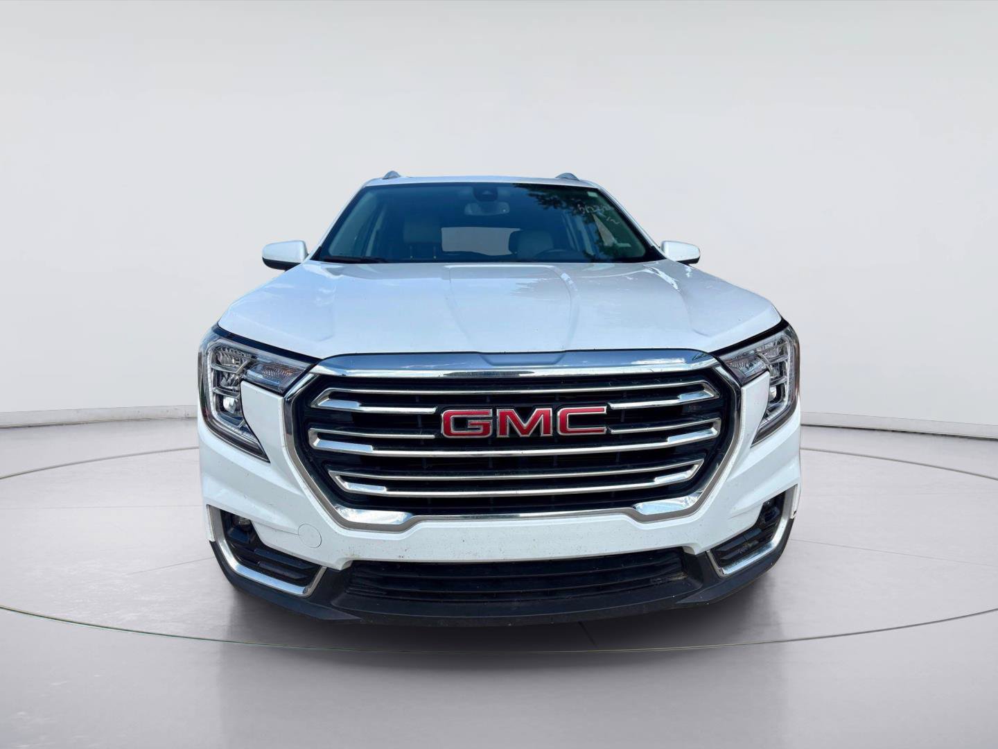 Used 2024 GMC Terrain SLT FWD image 6