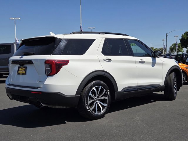 Certified 2022 Ford Explorer ST-Line w/ Class IV Trailer Tow Package AWD/4WD image 4