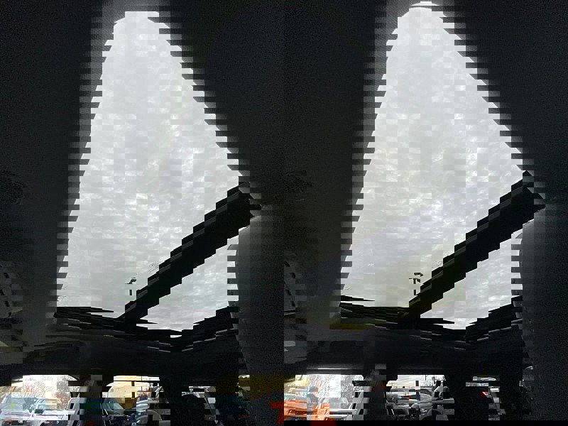 Certified 2022 Ford Explorer XLT w/ Equipment Group 202A image 64