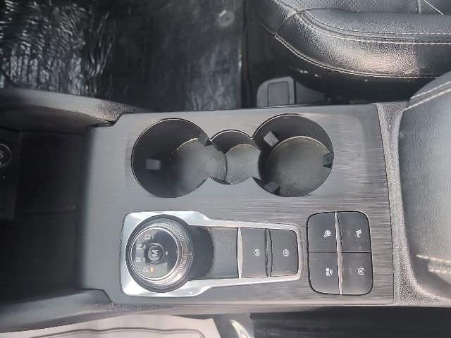 Certified 2020 Ford Escape Titanium image 17