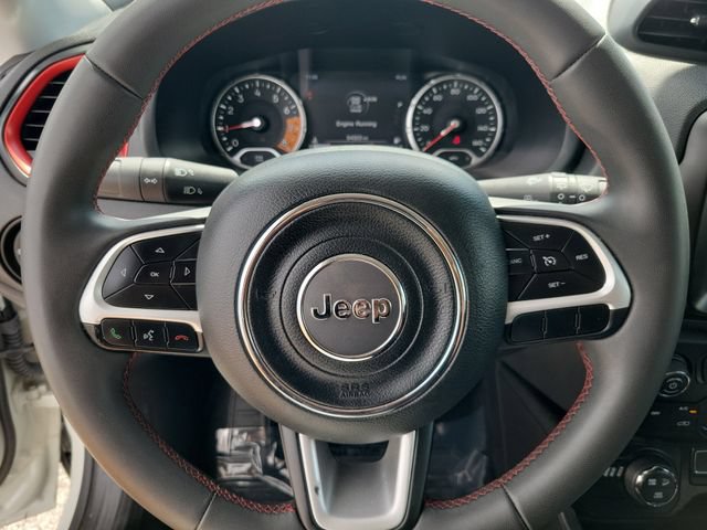 Used 2023 Jeep Renegade Trailhawk AWD/4WD image 27