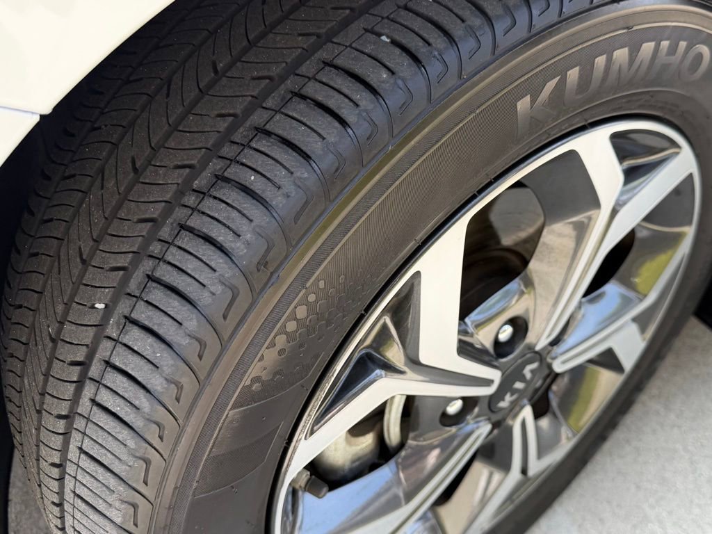 Used 2020 Kia Forte LXS image 14