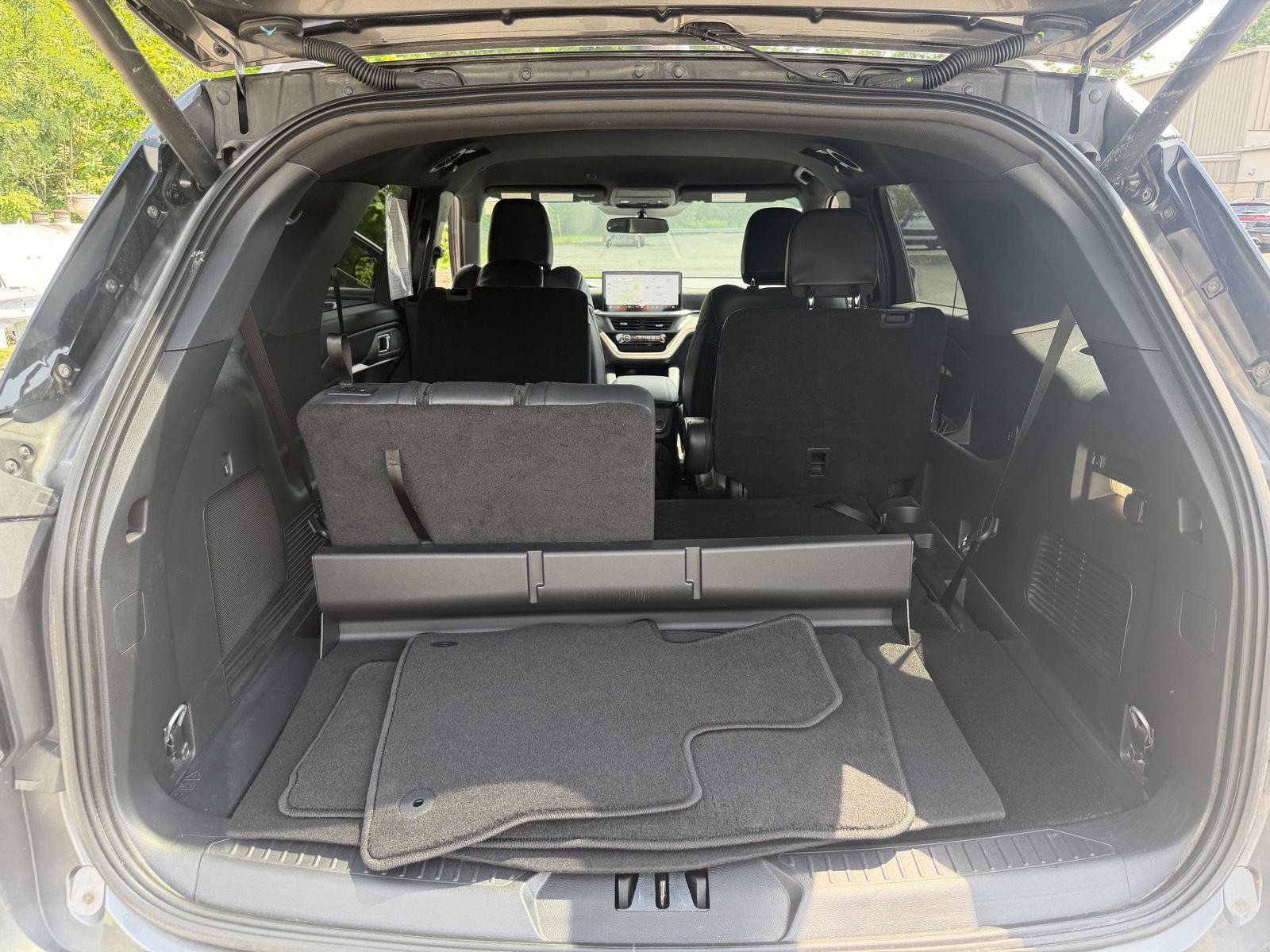 Certified 2026 Ford Explorer ST-Line AWD/4WD image 28