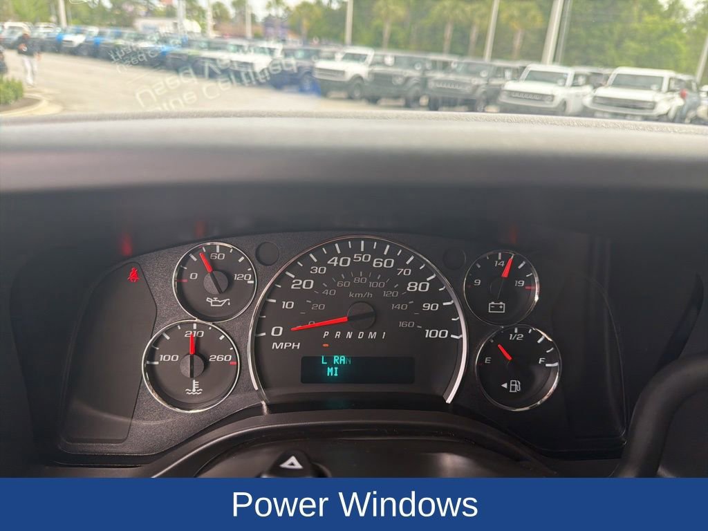 Used 2026 Chevrolet Express 2500 Extended w/ Driver Convenience Package image 18