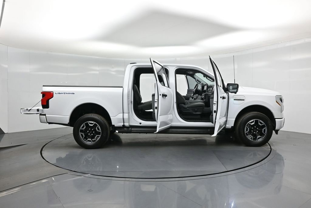 Certified 2023 Ford F150 Lightning XLT image 5