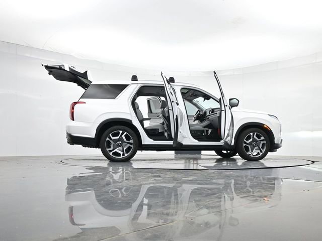 Used 2025 Hyundai Palisade SEL AWD/4WD image 49