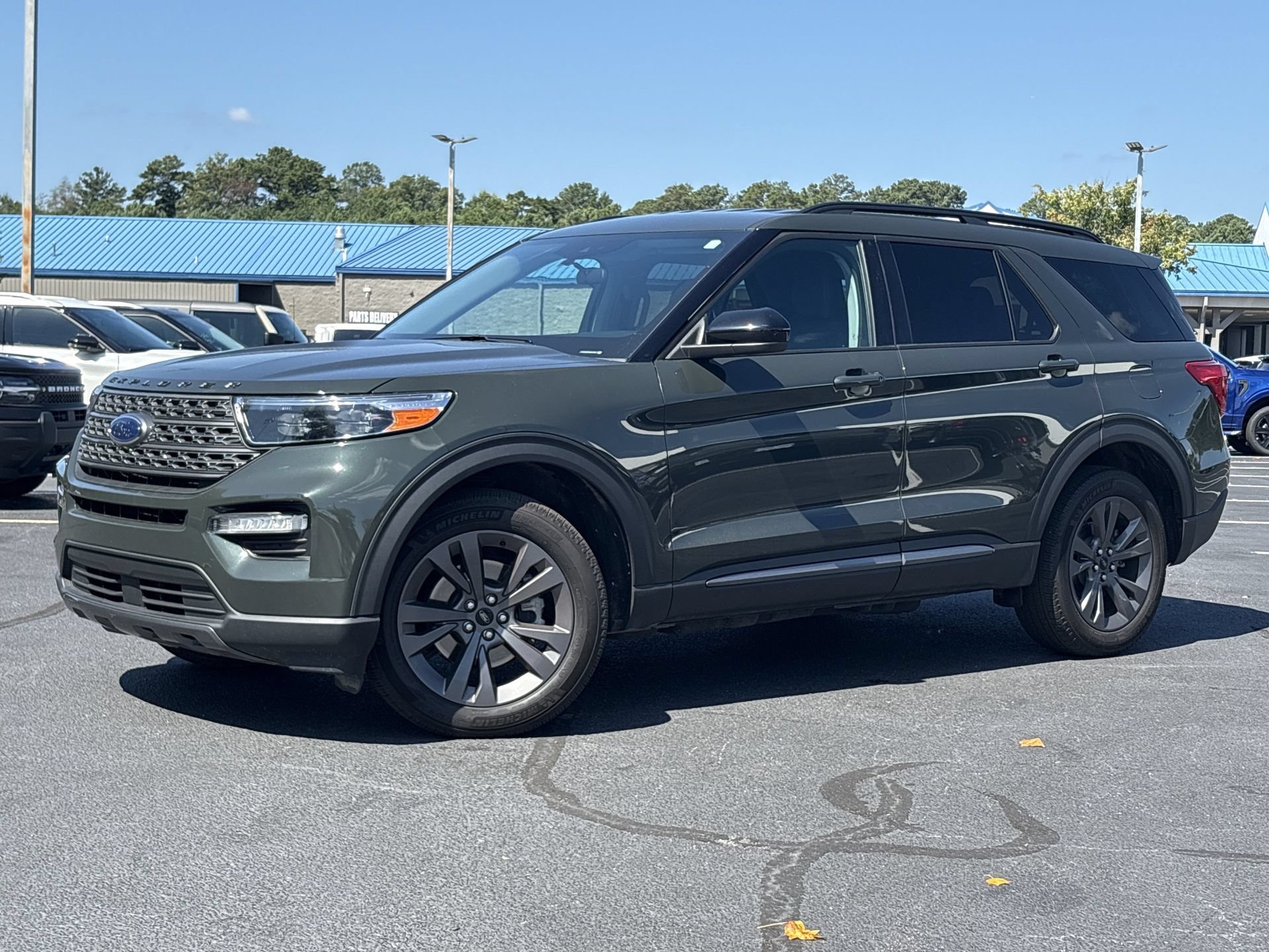 Certified 2024 Ford Explorer XLT w/ Equipment Group 202A