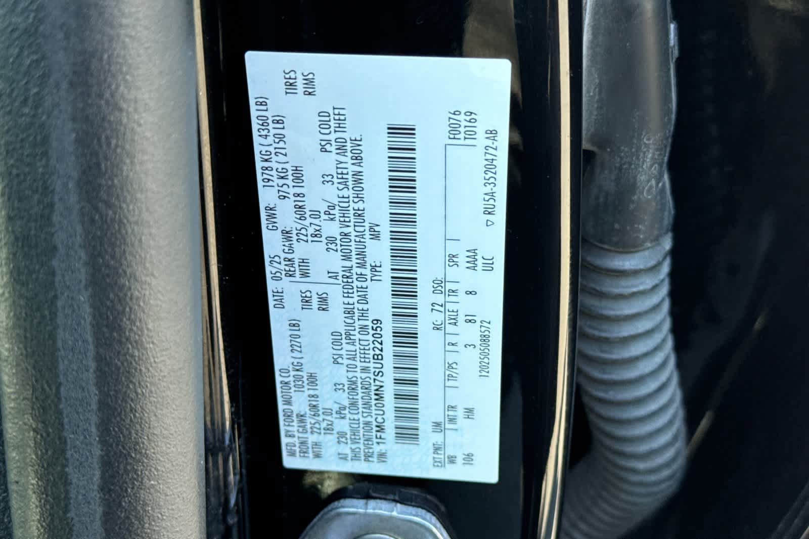 Certified 2025 Ford Escape ST-Line FWD image 28