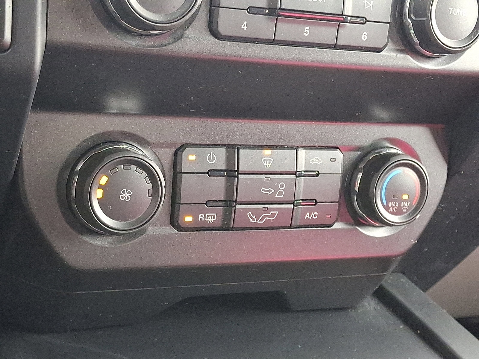 Certified 2019 Ford F150 XL w/ Equipment Group 101A Mid image 19