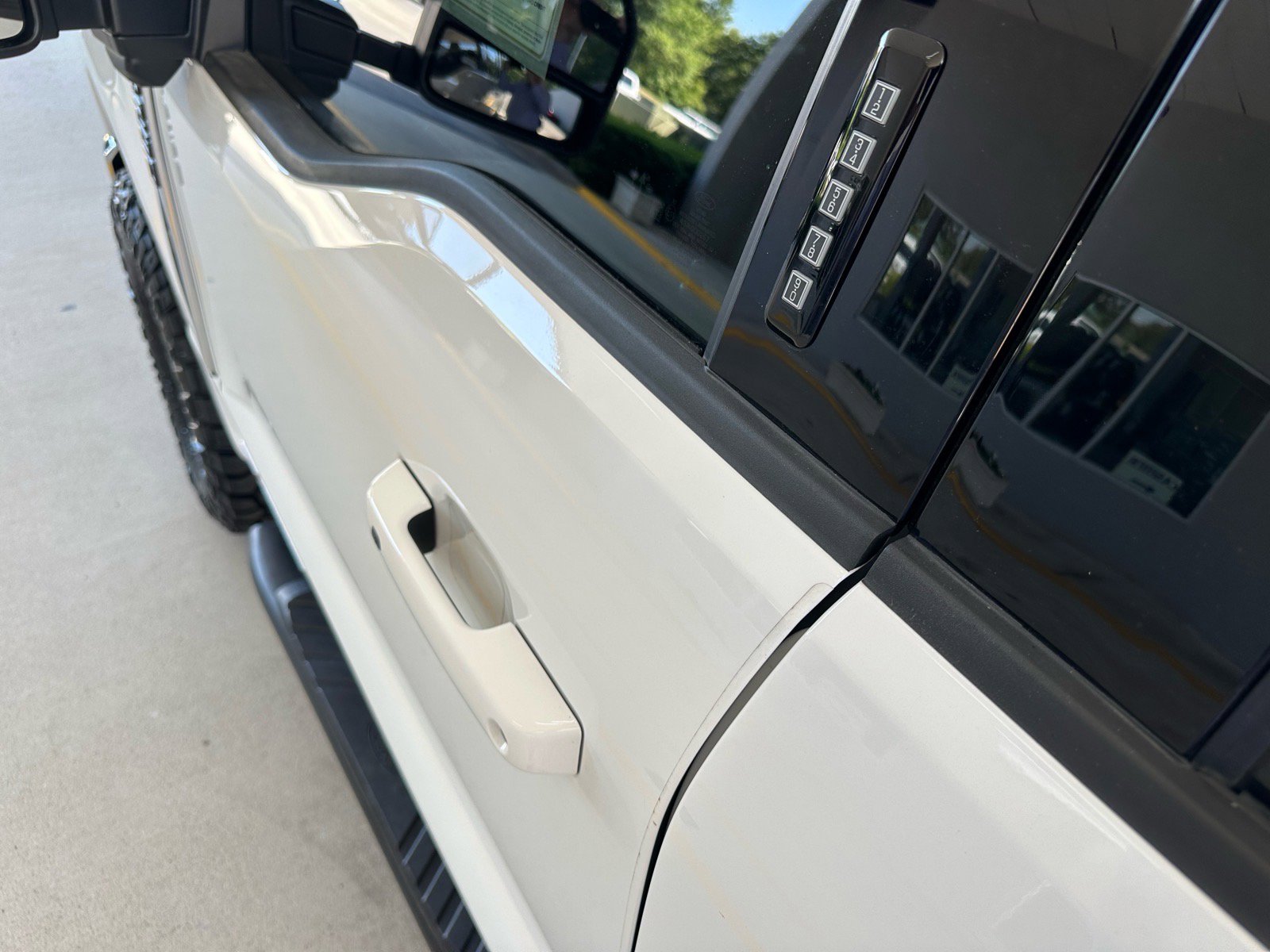 Certified 2024 Ford F250 Lariat AWD/4WD image 17