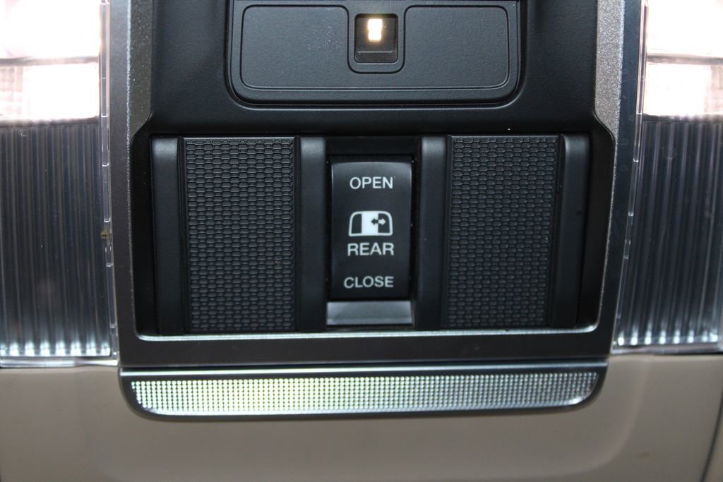 Used 2021 RAM 1500 Laramie RWD image 52