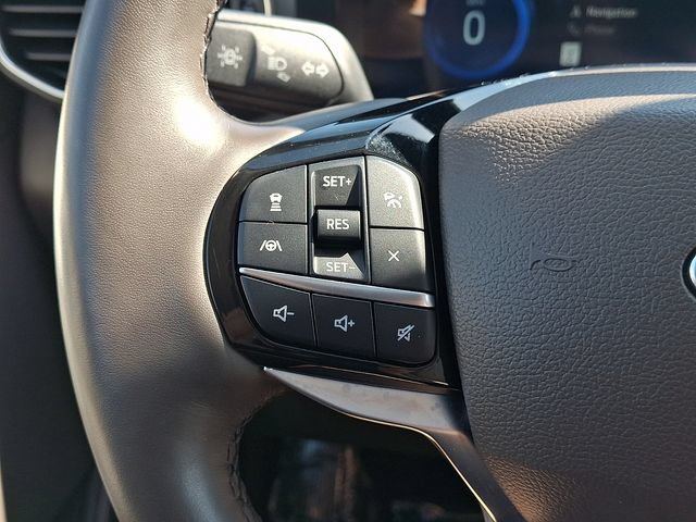 Certified 2023 Ford Explorer Platinum w/ Technology Package AWD/4WD image 21