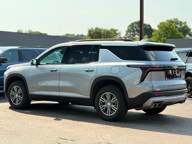 Used 2025 Chevrolet Traverse LT AWD/4WD image 42