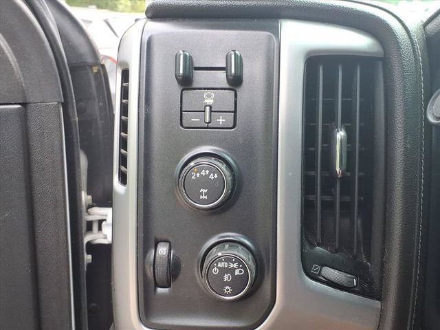 Used 2018 GMC Sierra 2500 SLE w/ HD SLE Preferred Plus Package AWD/4WD image 18