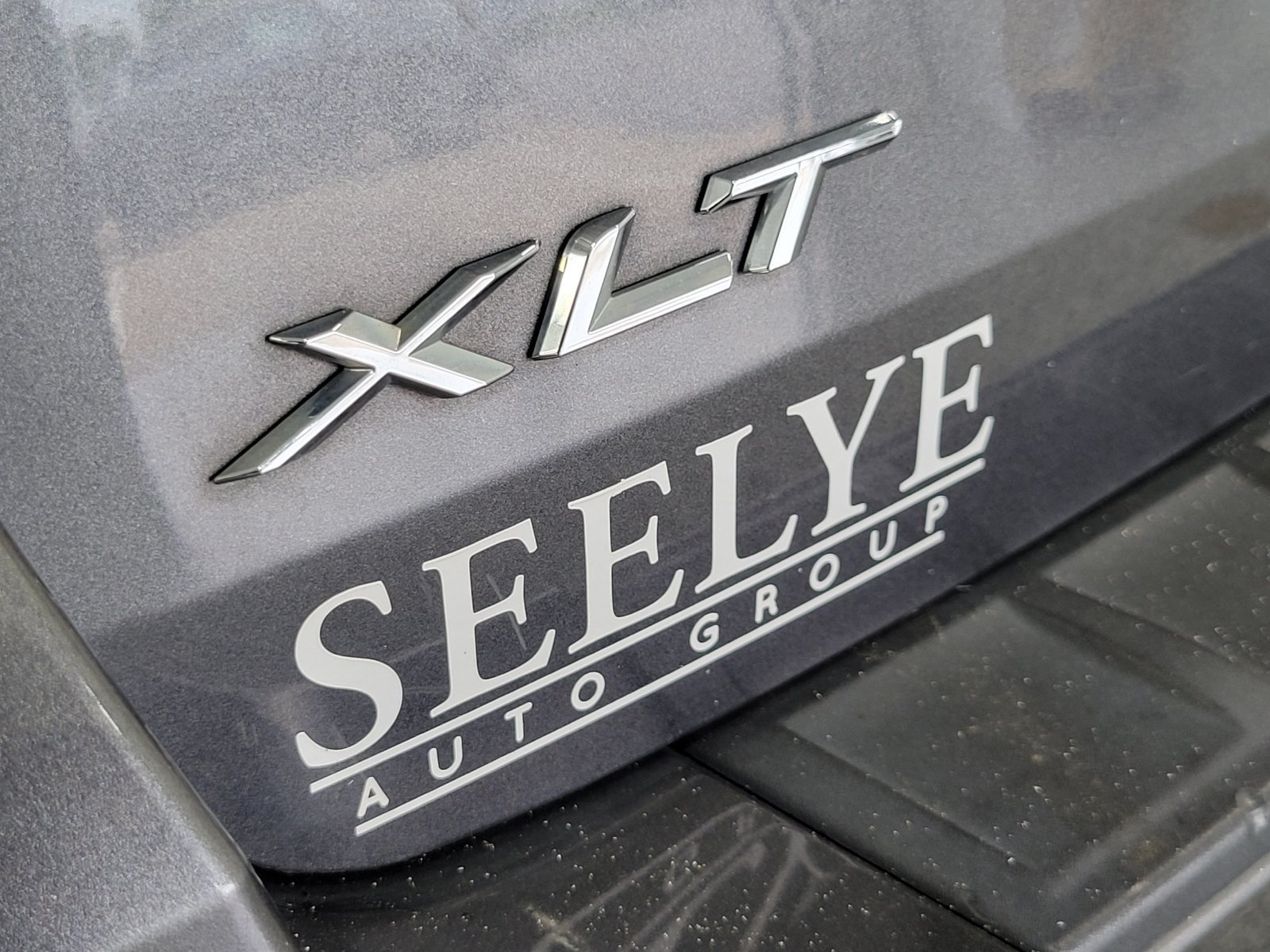 Certified 2020 Ford Explorer XLT w/ Equipment Group 202A AWD/4WD image 34