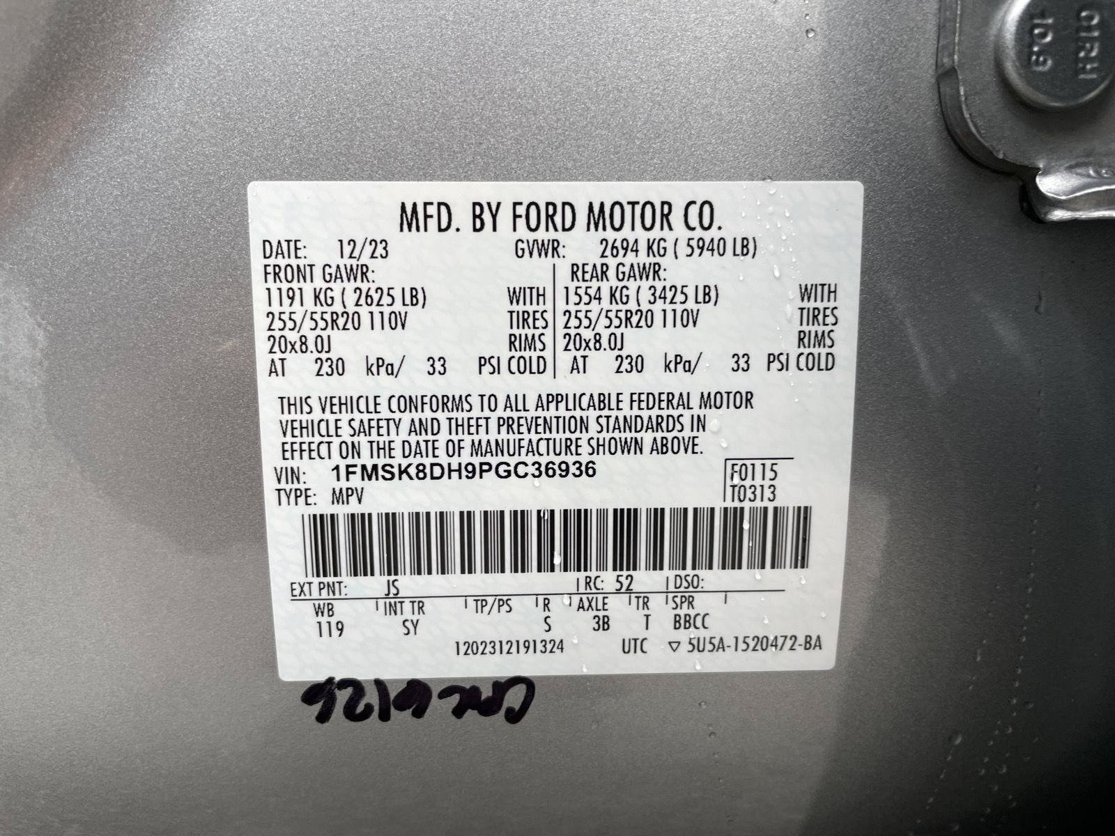 Certified 2023 Ford Explorer XLT w/ Equipment Group 202A AWD/4WD image 33