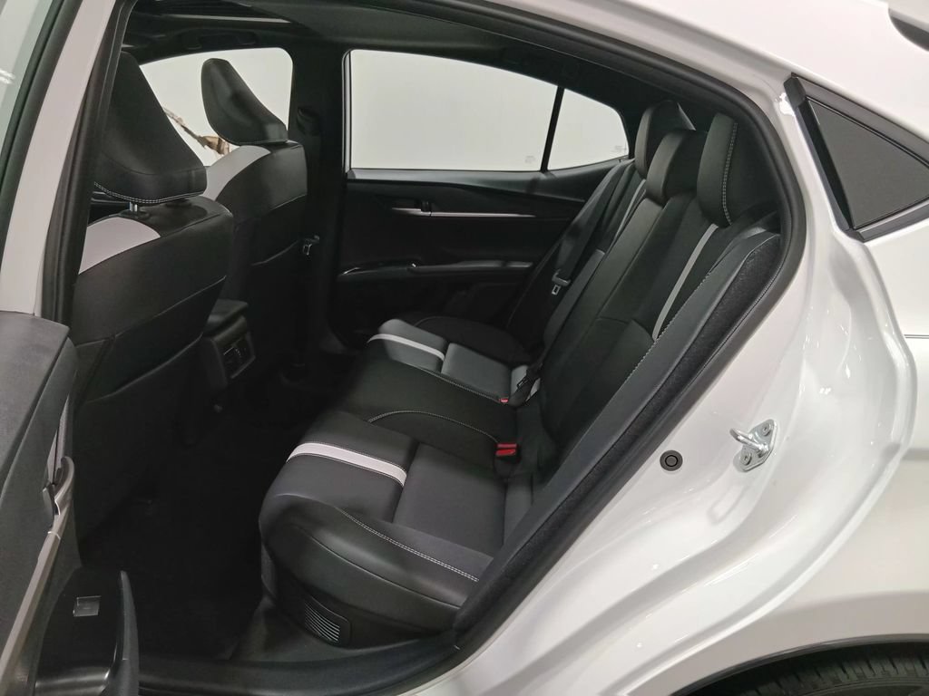 Used 2025 Toyota Camry SE w/ Convenience Package FWD image 14