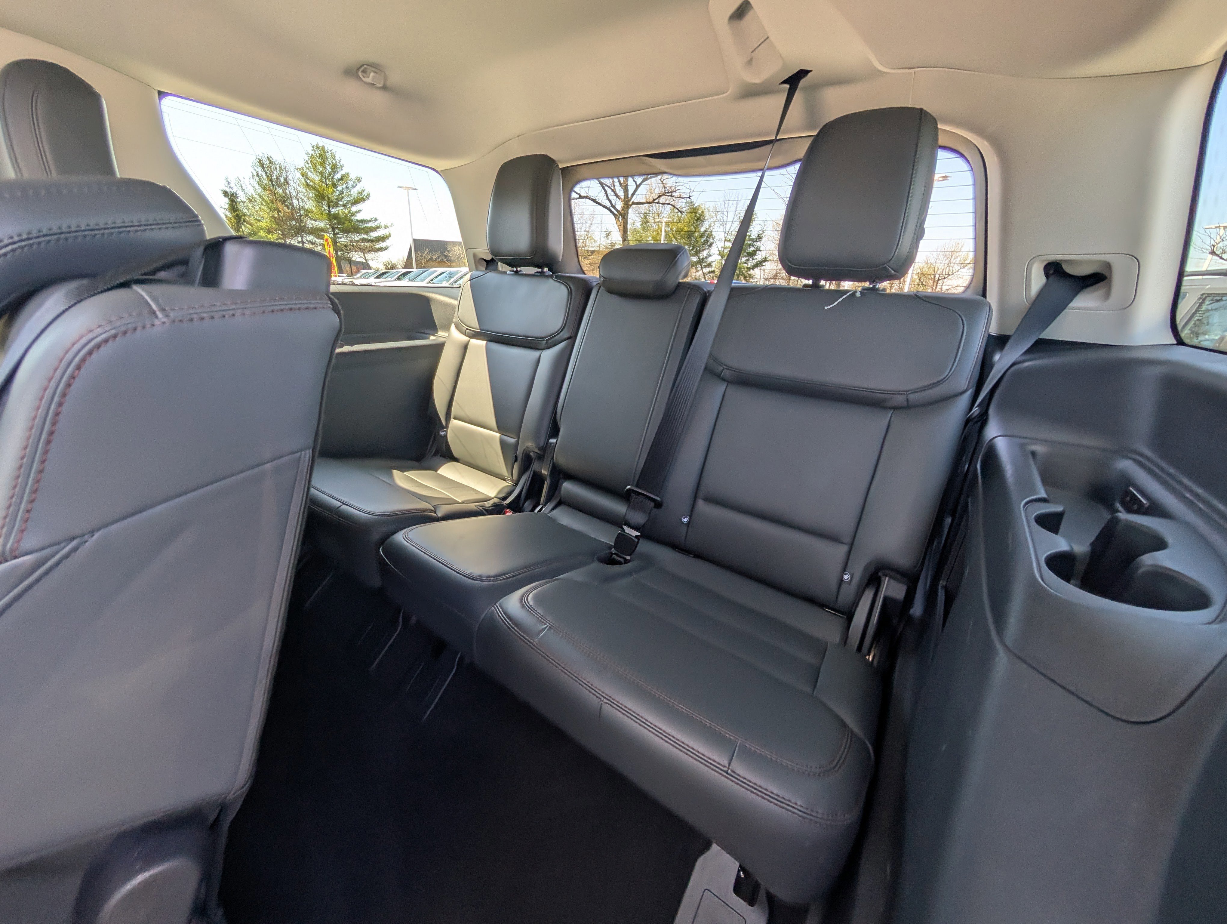 Certified 2025 Ford Expedition Active image 13