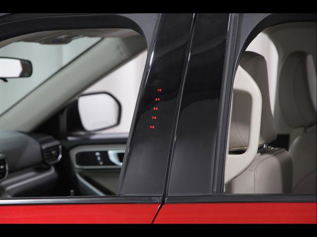 Certified 2024 Ford Explorer XLT w/ Equipment Group 202A image 5