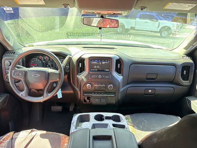 Used 2020 Chevrolet Silverado 1500 Custom Trail Boss w/ Custom Convenience Package AWD/4WD image 7