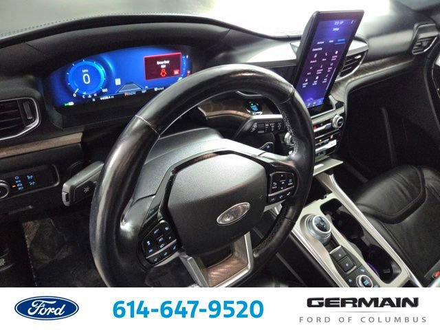 Certified 2021 Ford Explorer Platinum w/ Equipment Group 601A image 17
