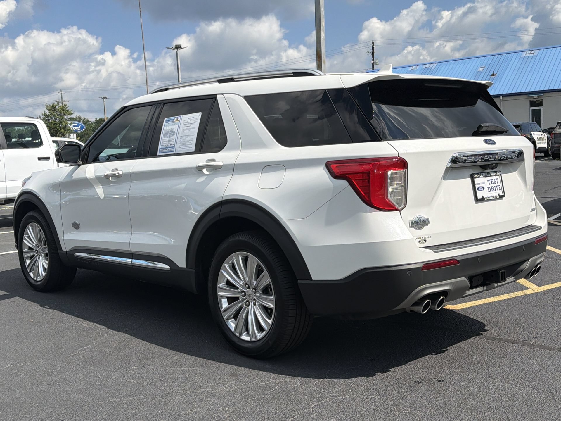 Certified 2021 Ford Explorer King Ranch w/ Premium Technology Package AWD/4WD image 16