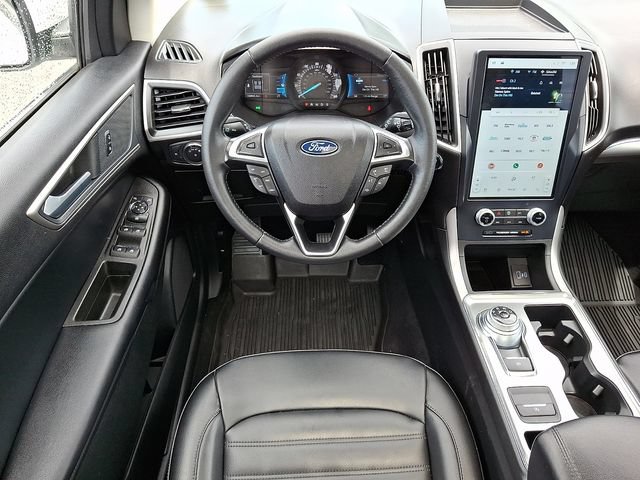 Certified 2022 Ford Edge SEL w/ Convenience Package AWD/4WD image 11