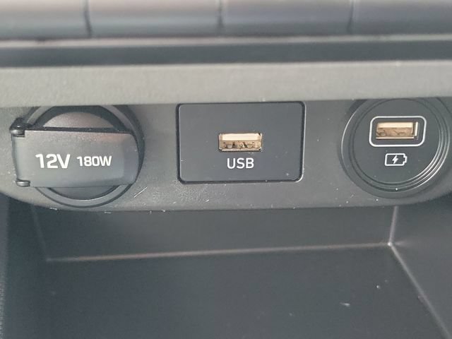 Used 2021 Hyundai Elantra SEL FWD image 15