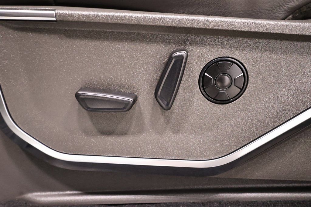 Certified 2026 Ford F350 Platinum w/ Platinum Plus Package AWD/4WD image 17
