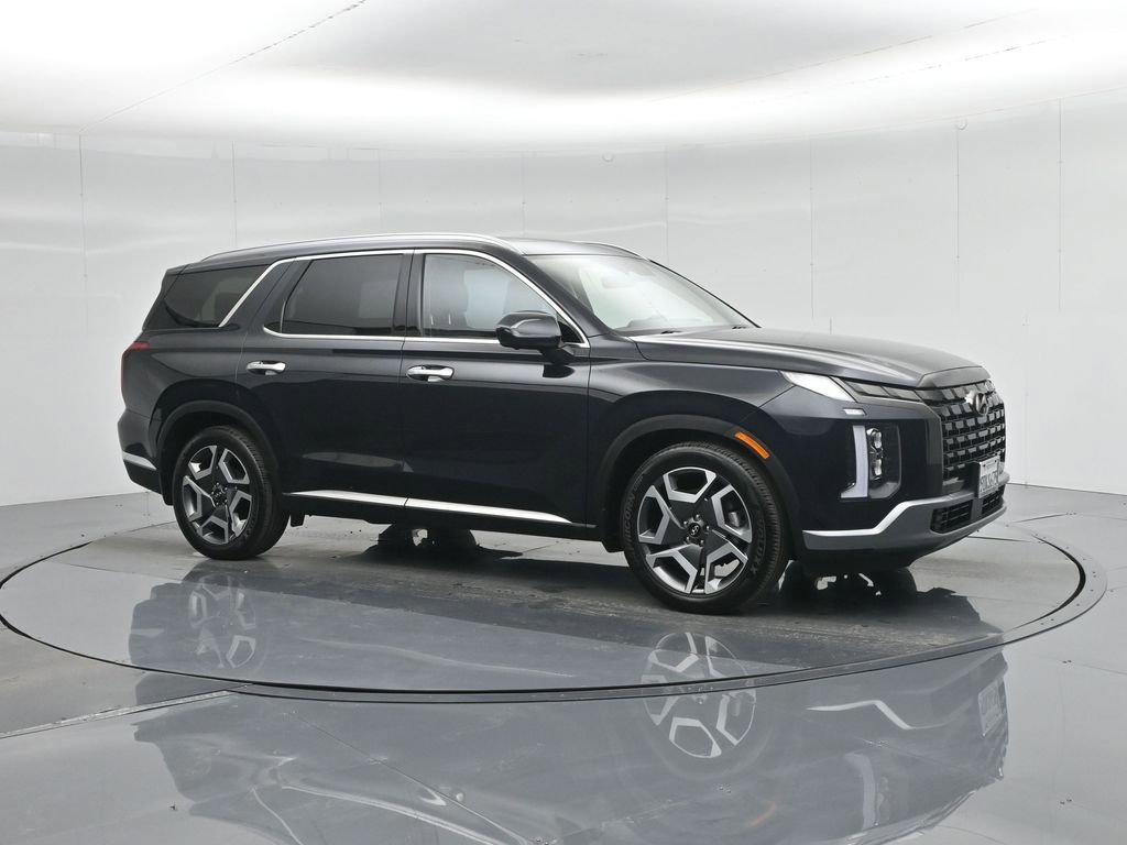 Used 2023 Hyundai Palisade Limited w/ Cargo Package image 27