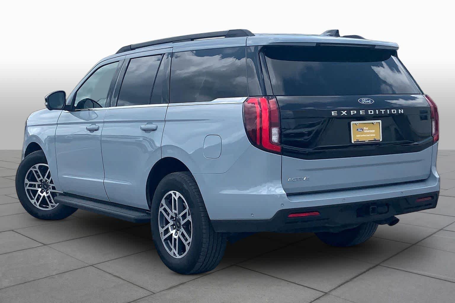 Certified 2025 Ford Expedition Active RWD image 12