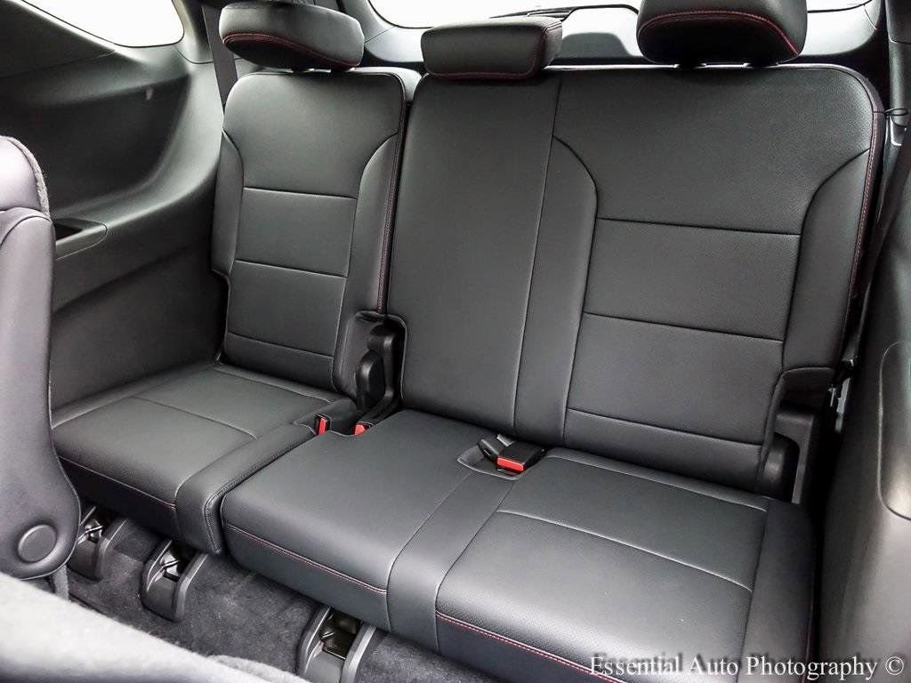 Used 2025 Chevrolet Traverse Z71 w/ Enhanced Driving Package image 12