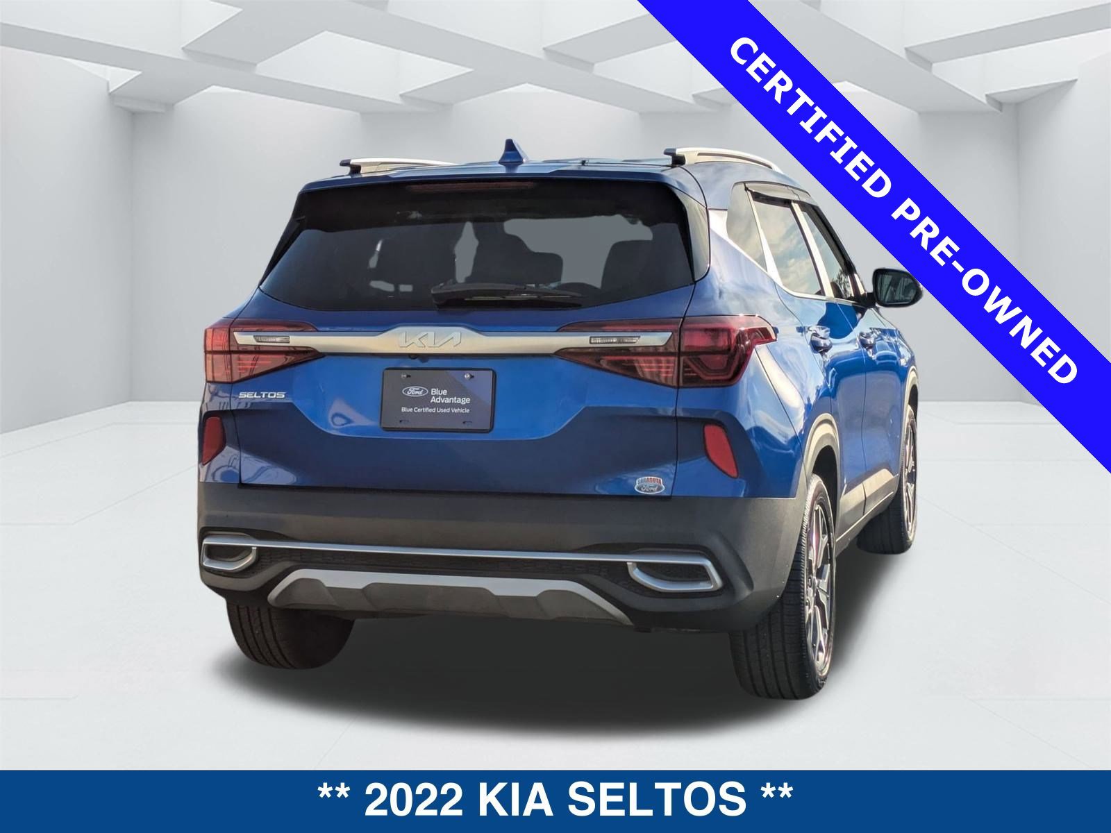 Used 2022 Kia Seltos EX image 4