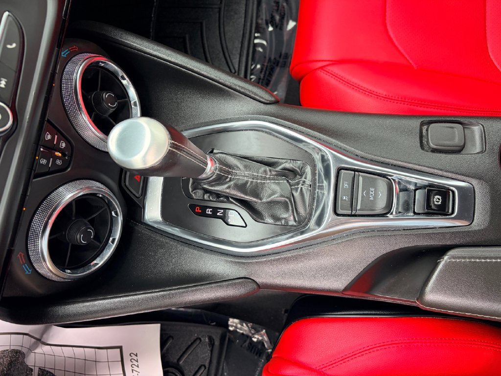 Used 2020 Chevrolet Camaro LT w/ RS Package RWD image 11