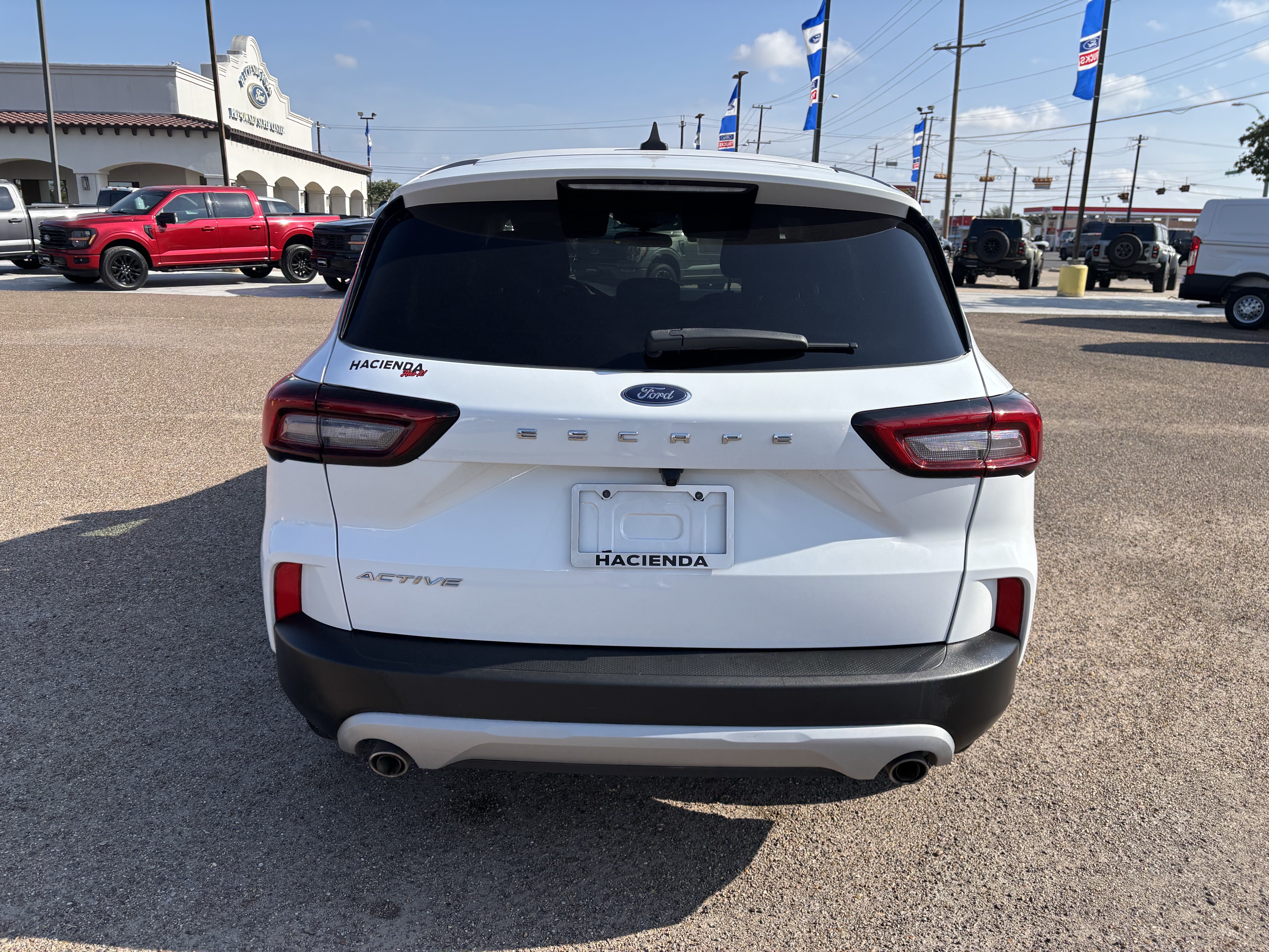 Certified 2024 Ford Escape Active FWD image 3