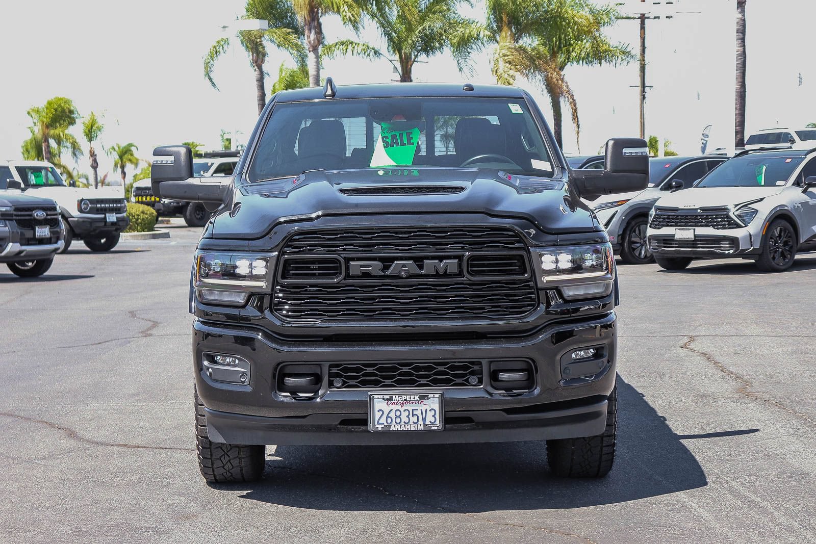 Used 2023 RAM 2500 Limited AWD/4WD image 2