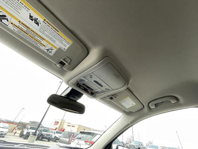 Used 2024 GMC Terrain Denali image 21