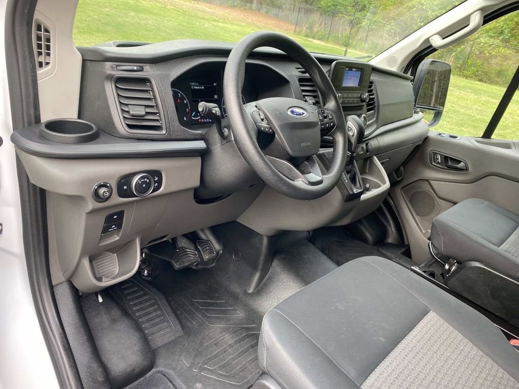 Certified 2025 Ford Transit 250 Low Roof w/ Exterior Upgrade Package RWD image 22