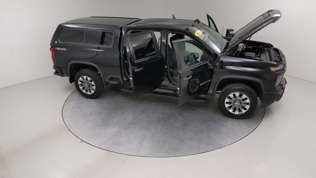 Used 2024 Chevrolet Silverado 2500 Custom w/ Custom Value Package AWD/4WD image 46