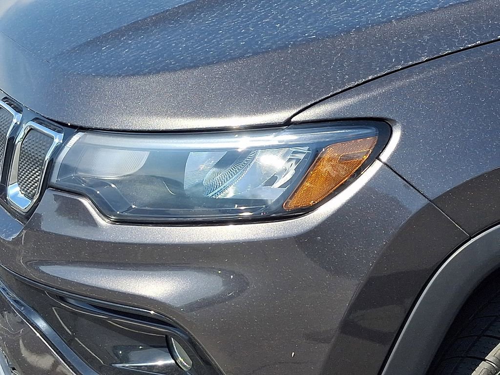 Used 2022 Jeep Compass Limited AWD/4WD image 9