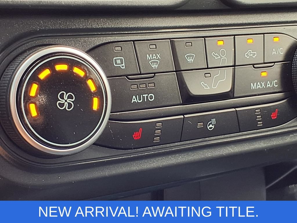 Certified 2024 Ford Maverick XLT w/ XLT Luxury Package AWD/4WD image 5