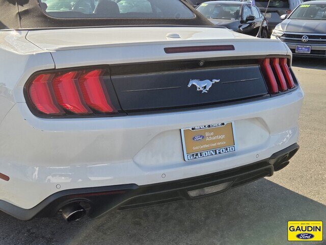 Certified 2022 Ford Mustang Premium RWD image 6